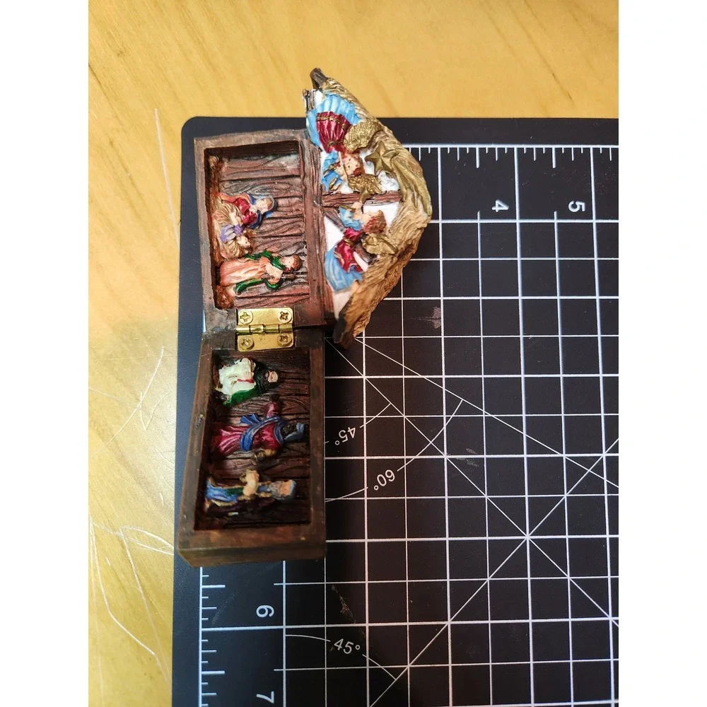 Vintage Wooden Nativity Folding Box Hinged Mini Shrine Christmas Decor 90s‎
